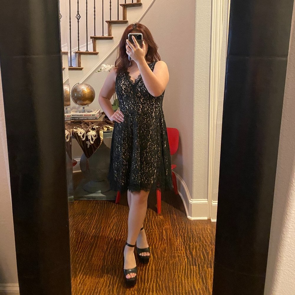 Women's Classic & Elegant Black Lace Mini Dress